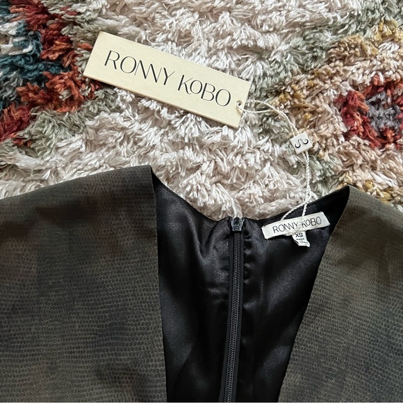 Ronny Kobo Rhoda Snake Print Bandeau Cutout Silk Rimper - Picture 5 of 11